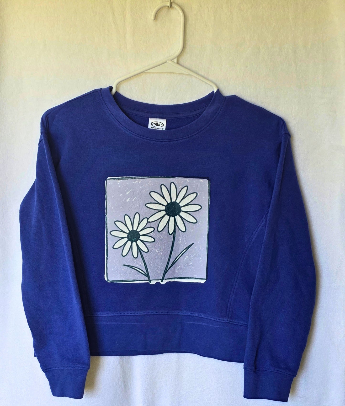 Pastel Frame Daisy Crew – Girls/Boys Cozy Sweatshirt